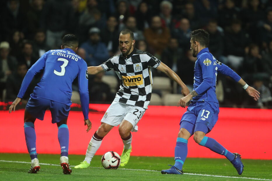  Jogadores em ação no dérbi entre Boavista e FC Porto