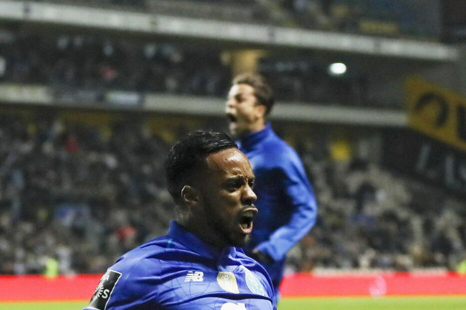 Hernâni celebra o golo da vitória 