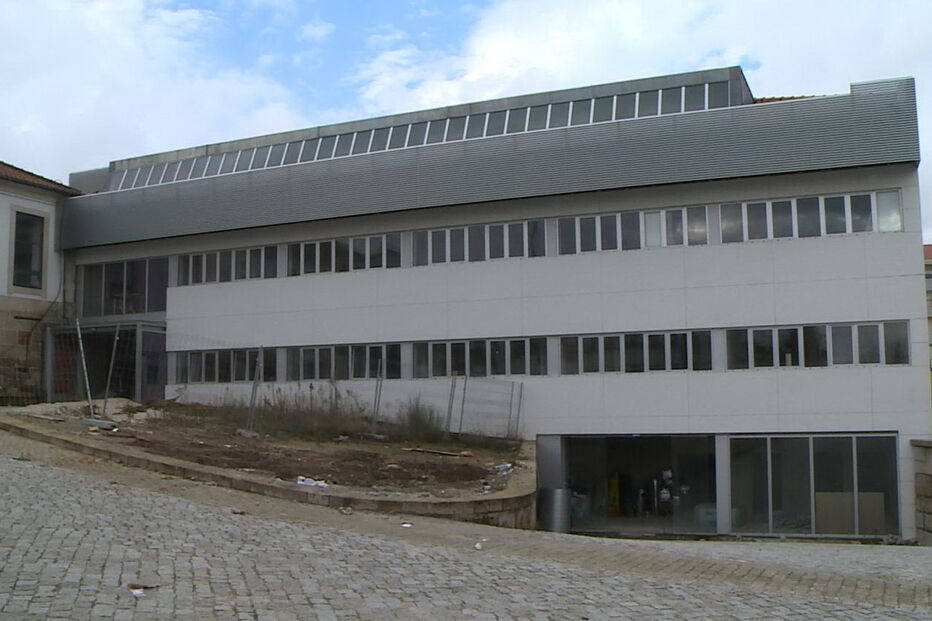 Fachada do hospital de Valpaços