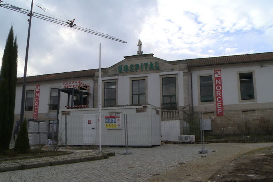 Fachada do hospital de Valpaços