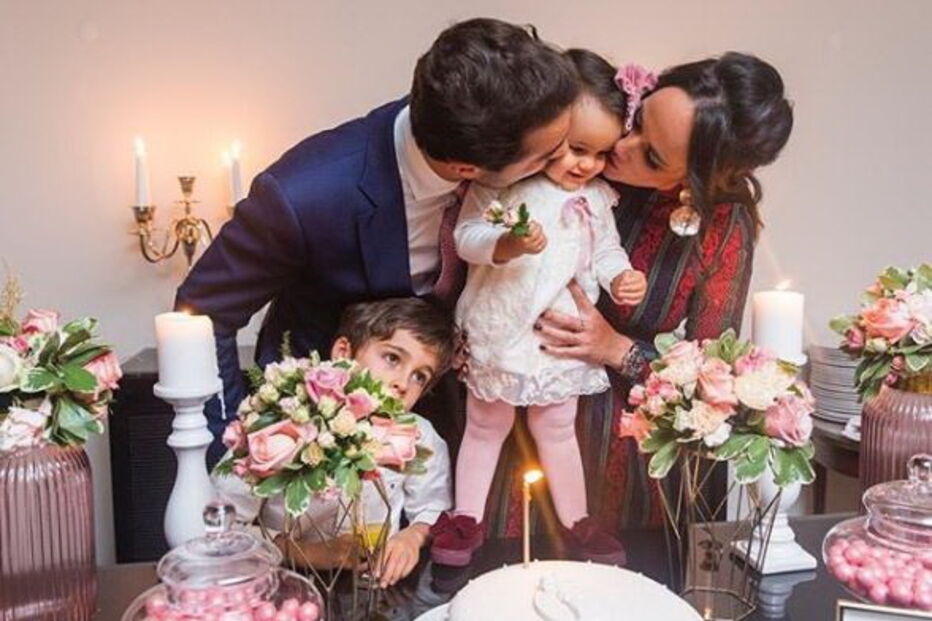Ricardo Pereira e mulher batizam filha em cerimónia de luxo