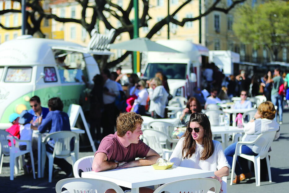 Futuros pensionistas só recebem 74% do salário