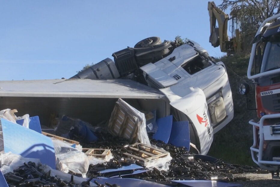 Despiste de pesado de mercadorias faz um ferido em Évora