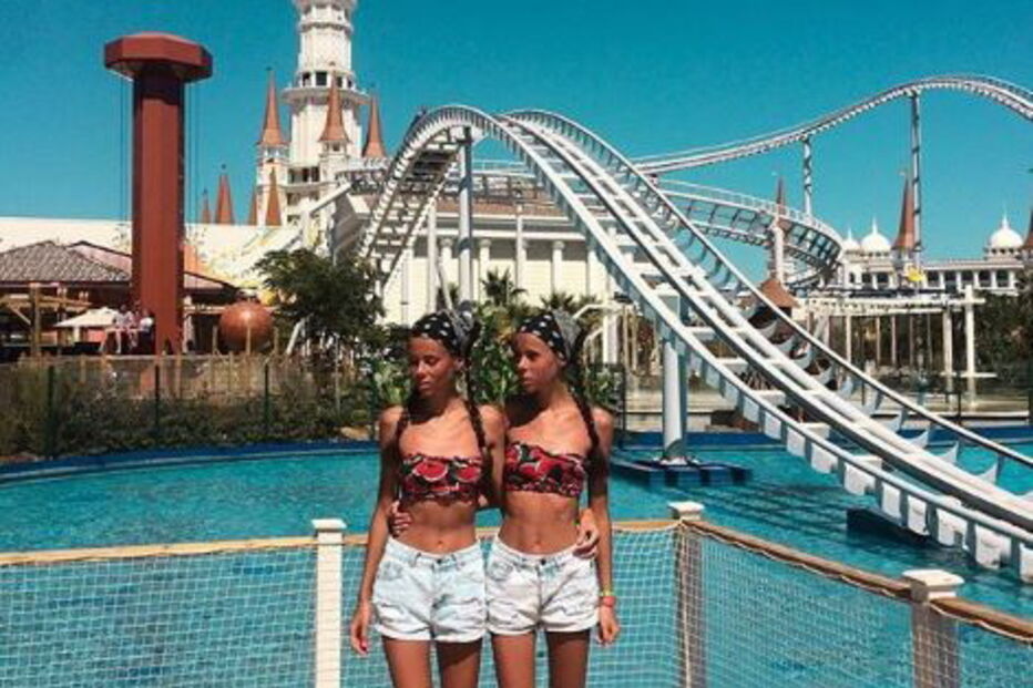 Irmãs gémeas Masha e Dash Ledeneva