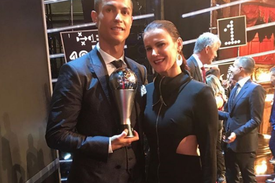 Cristiano e Elma na gala da bola de ouro 2017