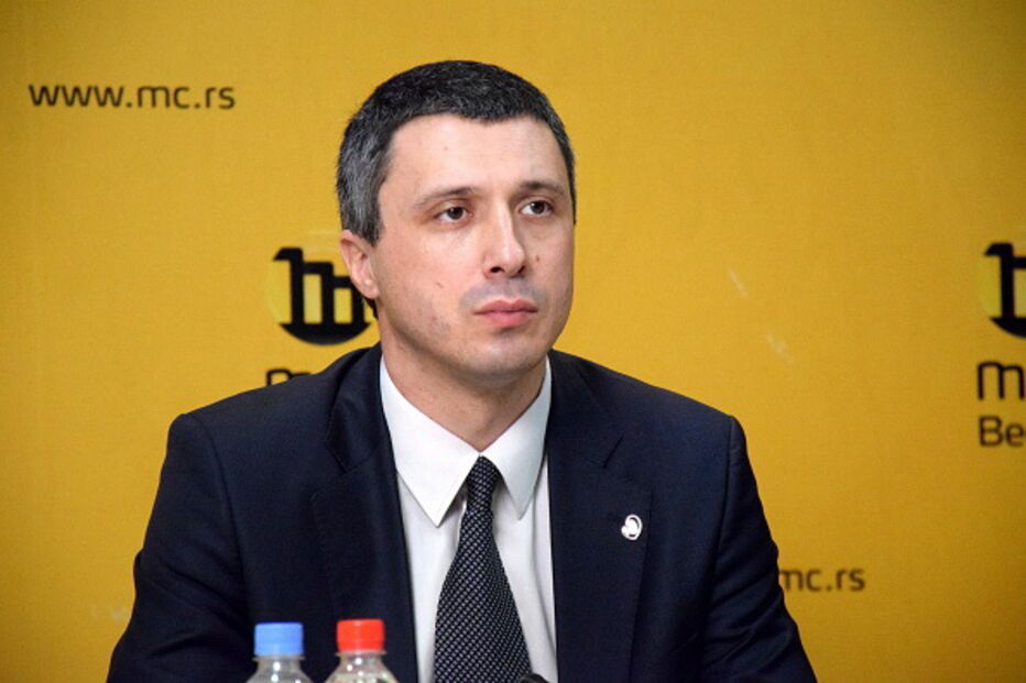  Líder do partido da direita nacionalista Dveri