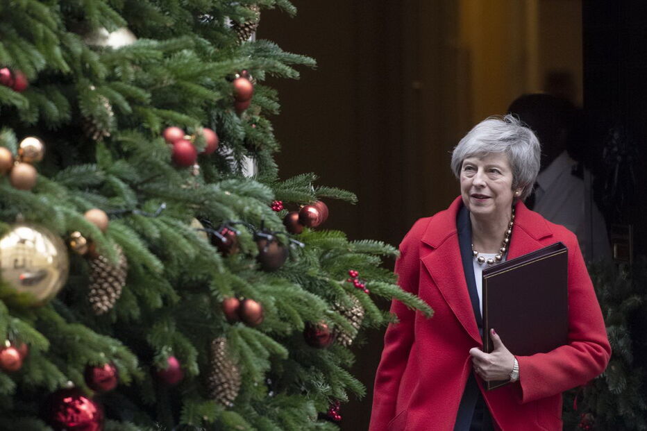 2018-12-05_09_46_28 theresa may .JPG