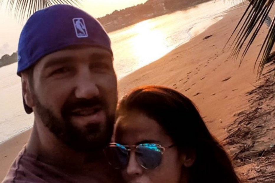 Gonçalo Uva e Carolina Patrocínio de férias em São Tomé