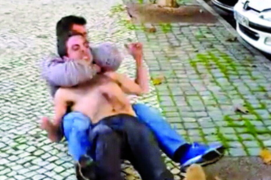 Agressor de mulher grávida foi imobilizado com golpe de mata leão, em Alverca