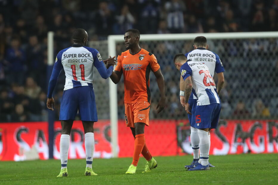 Jackson Martinez no jogo FC Porto e Portimonense