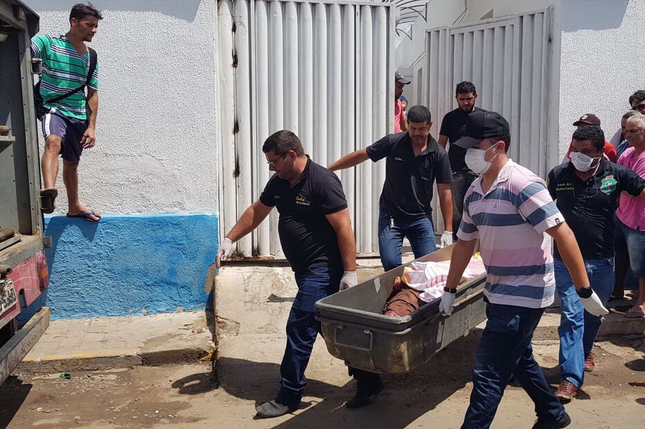 Duas crianças entre os mortos em tentativa de assalto a bancos no Brasil