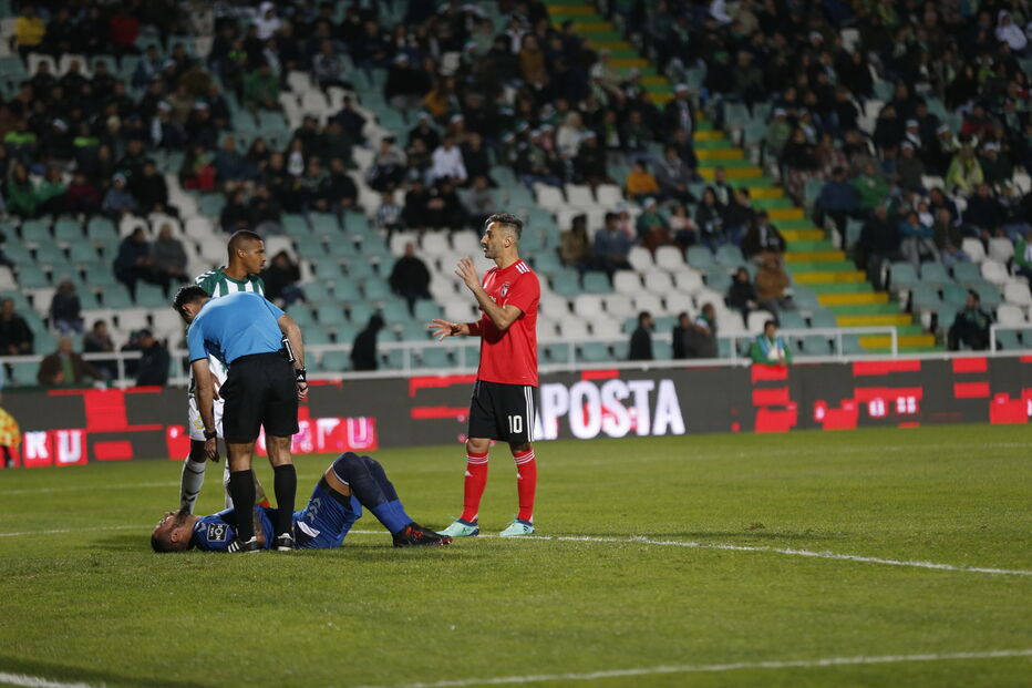 Benfica joga contra o Vitória de Setúbal no Estádio do Bonfim	