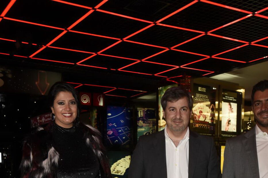 Bruno de Carvalho em festa com Inês Simões