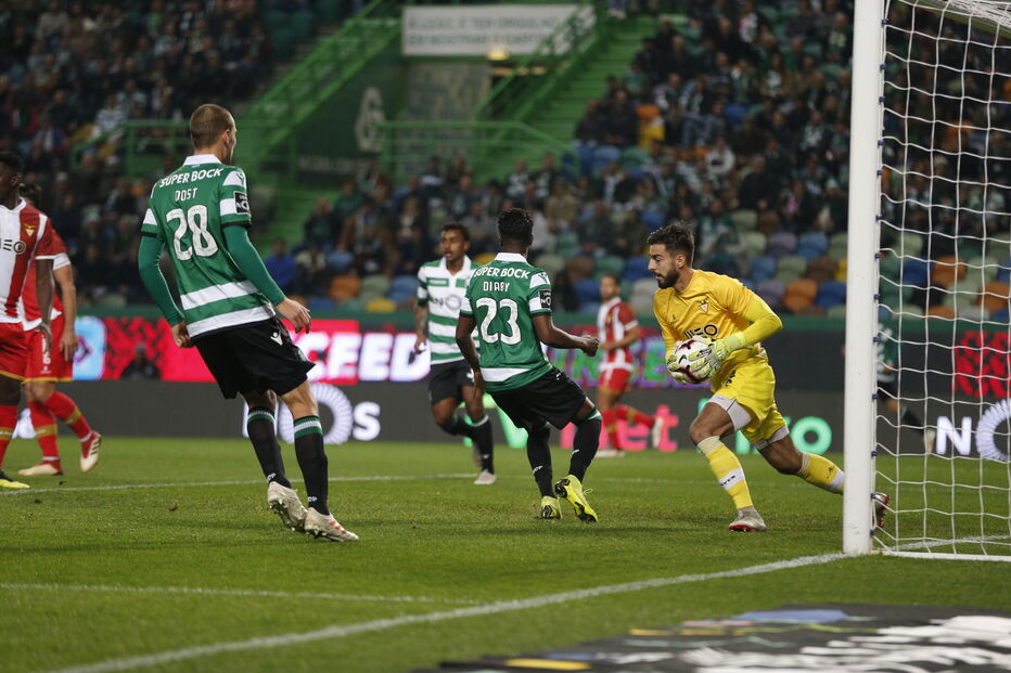 Sporting defronta o Desportivo das Aves
