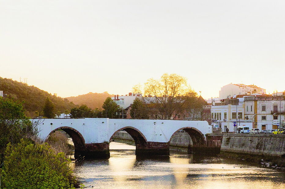 Condutas que danificam ponte de Silves vão ser retiradas 