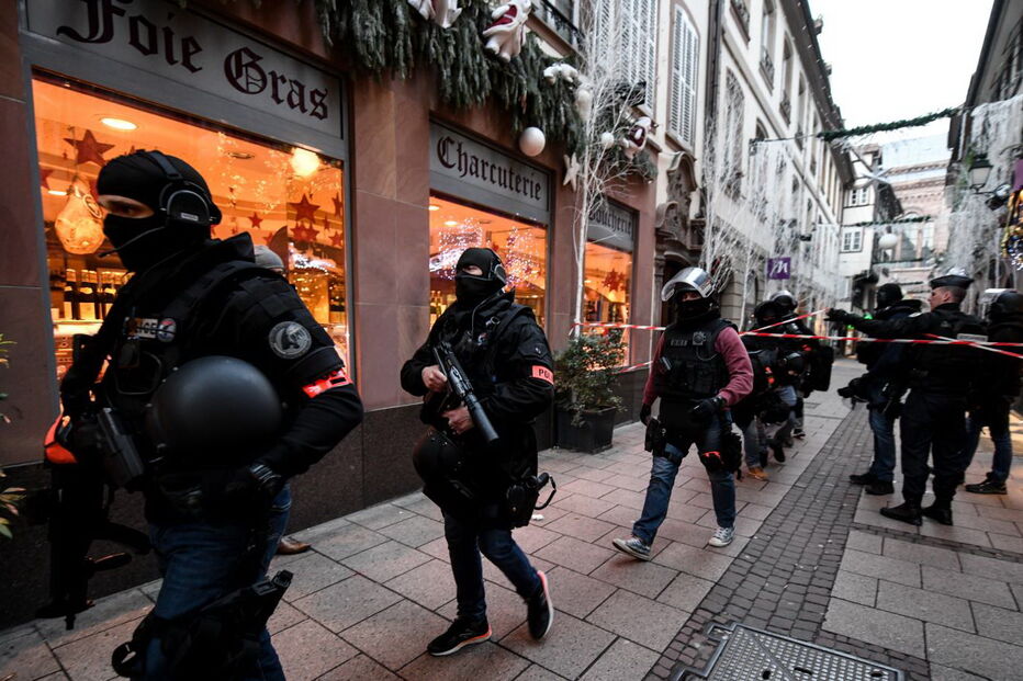  Ataque a tiro em mercado de natal de Estrasburgo
