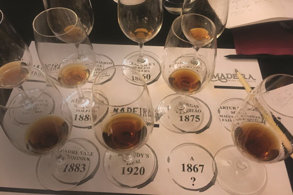 Há vinhos Madeira feitos no século XIX que são ainda capazes de sobreviver em grande forma mais 100 anos