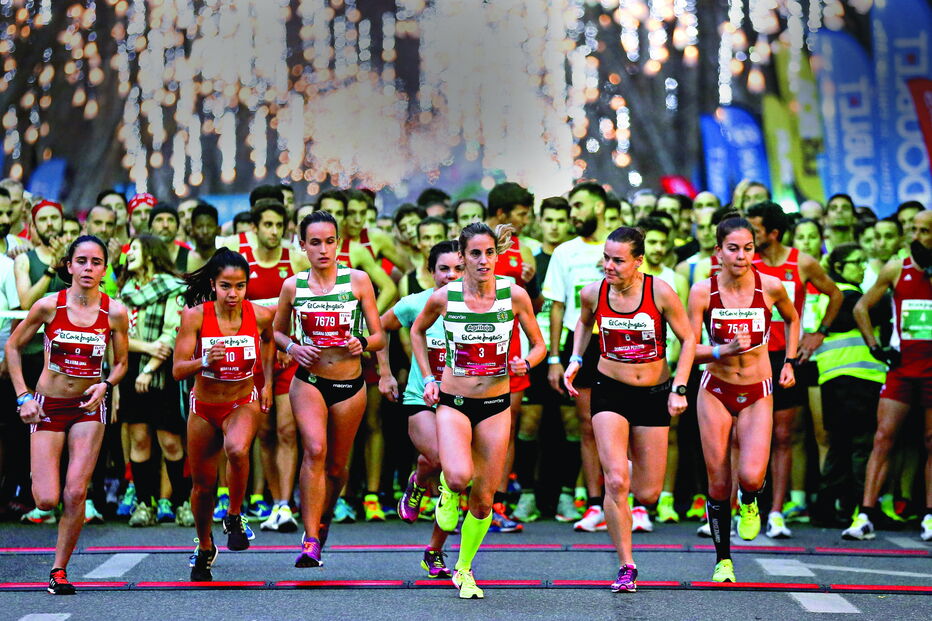 Corrida  que celebra  o santo  do último dia  de cada ano  é disputada  à noite