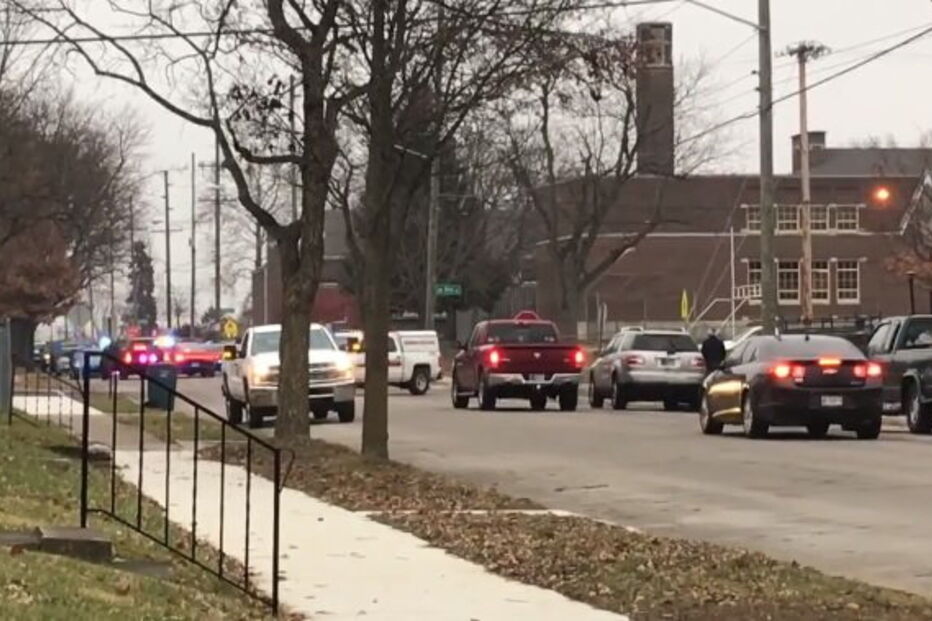 Tiroteio em escola nos Estados Unidos faz um morto