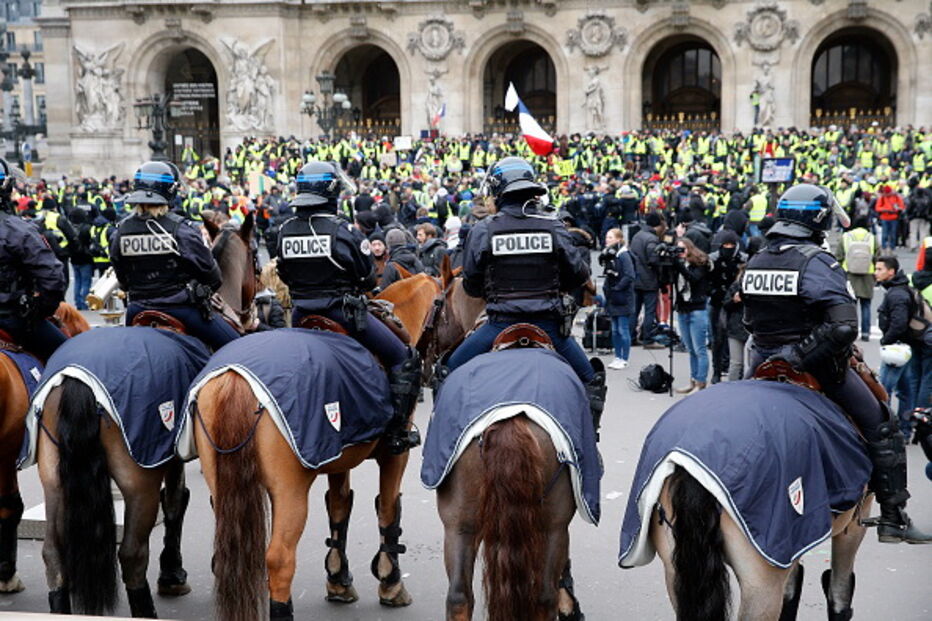 Coletes amarelos voltam às ruas