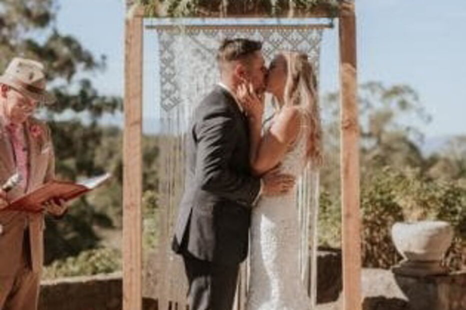 Jemma and Daniel Langley conheceram-se na maternidade e agora casaram