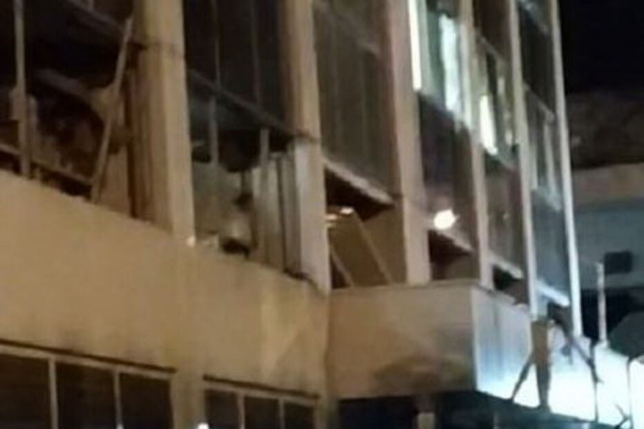 Bomba explode junto a cadeia de televisão grega 