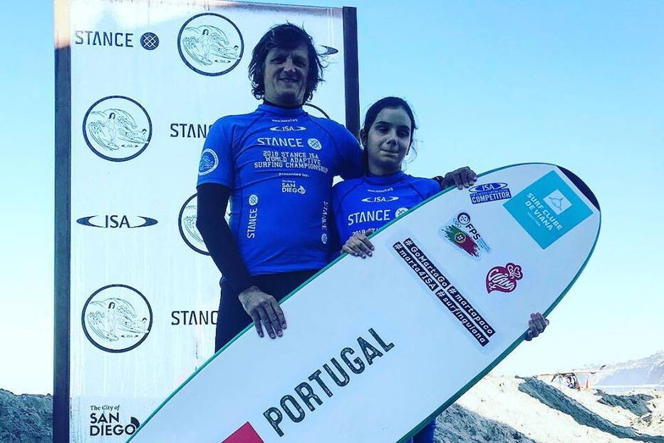 Marta Paço, a menina cega que conquistou medalha de bronze em Campeonato de Surf 