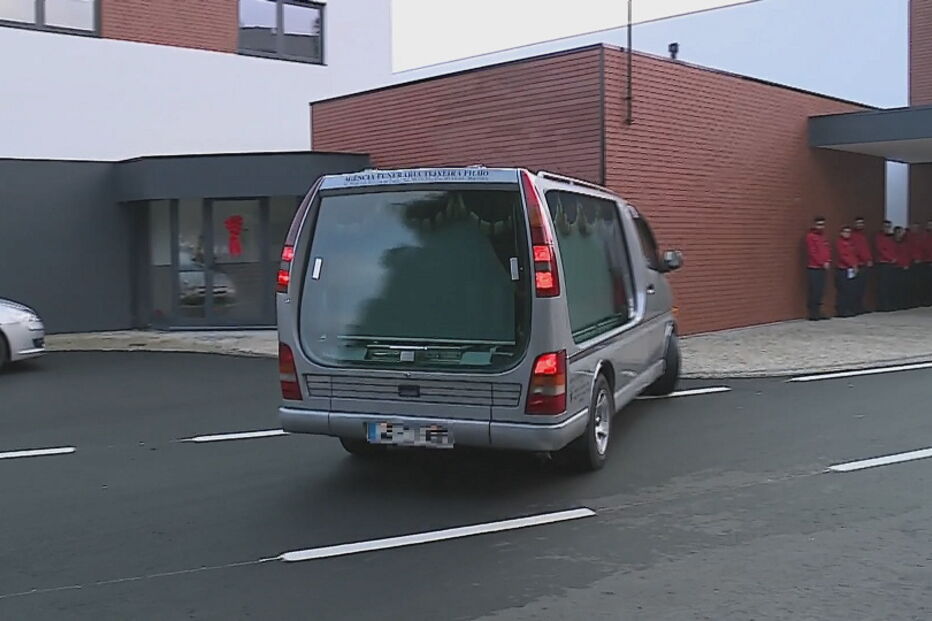 Corpo da Enfermeira morta na queda de helicóptero está no quartel dos Bombeiros de Baltar