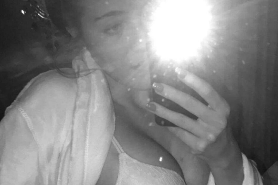 Adolescente grávida fica com 