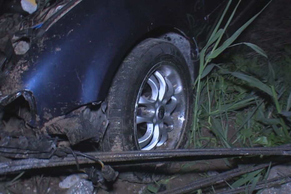 Despiste brutal faz três feridos na Nazaré