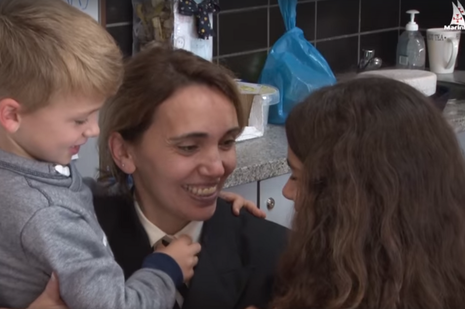 Marinha publica vídeo emocionante: 