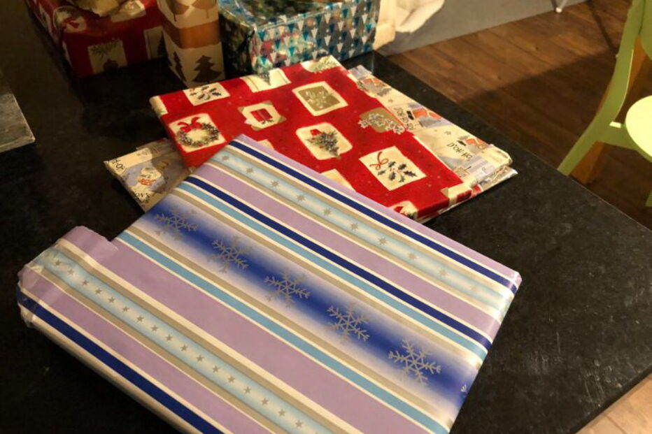 Homem morre e deixa 14 anos de prendas de Natal para filha do vizinho