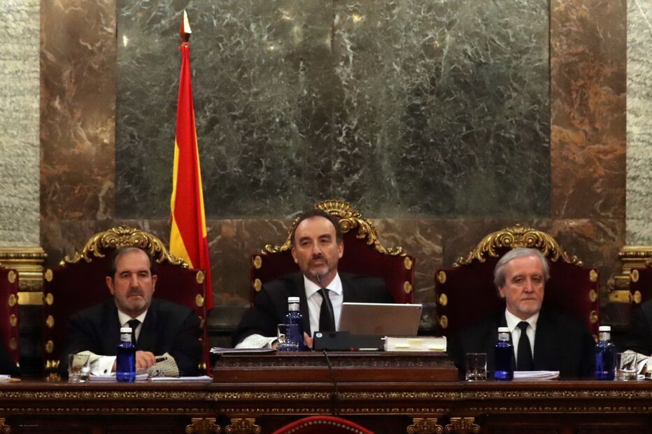 Sessão prévia no Supremo Tribunal marcou o arranque do julgamento dos 18 separatistas acusados de rebelião 