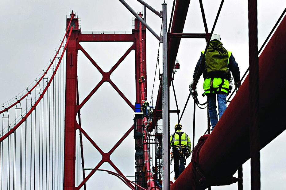 Adjudicação dos trabalhos foi decidida após a realização de uma inspeção ao comportamento estrutural da ponte 