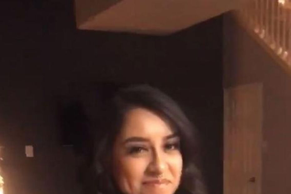 Termina relação com namorado durante discurso de aniversário