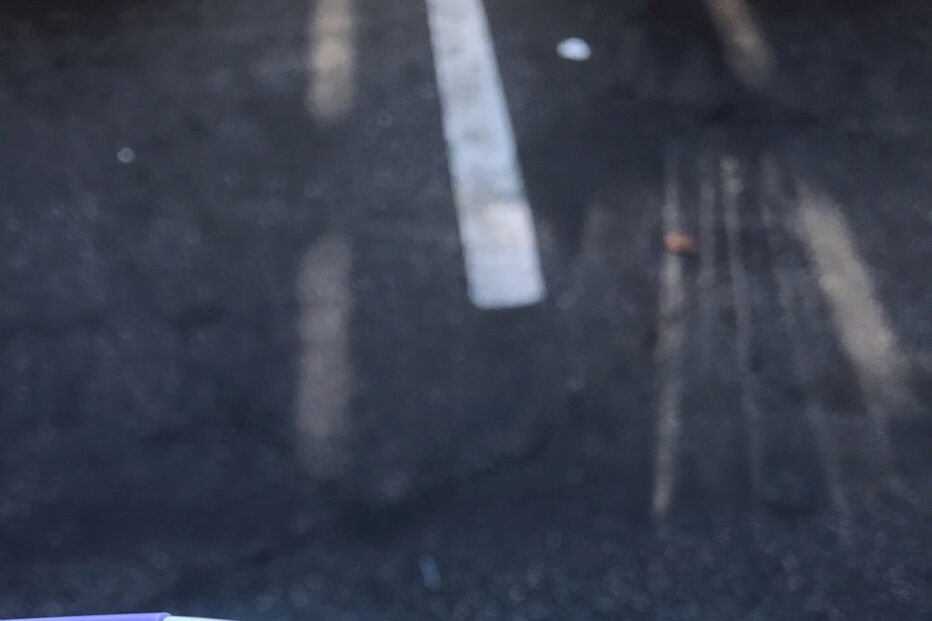 Kyle Gordy partilha fotografias dos testes de gravidez no Facebook