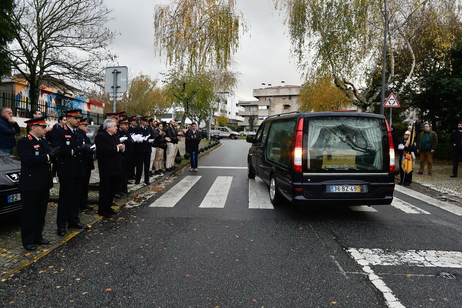 O último adeus ao piloto que morreu na queda do héli do INEM