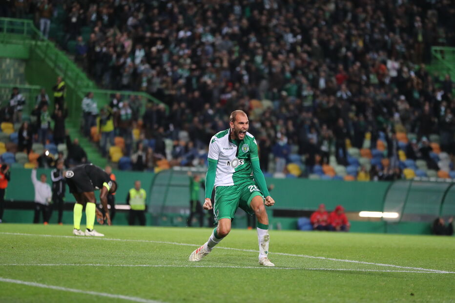 Bas Dost bisou em Alvalade