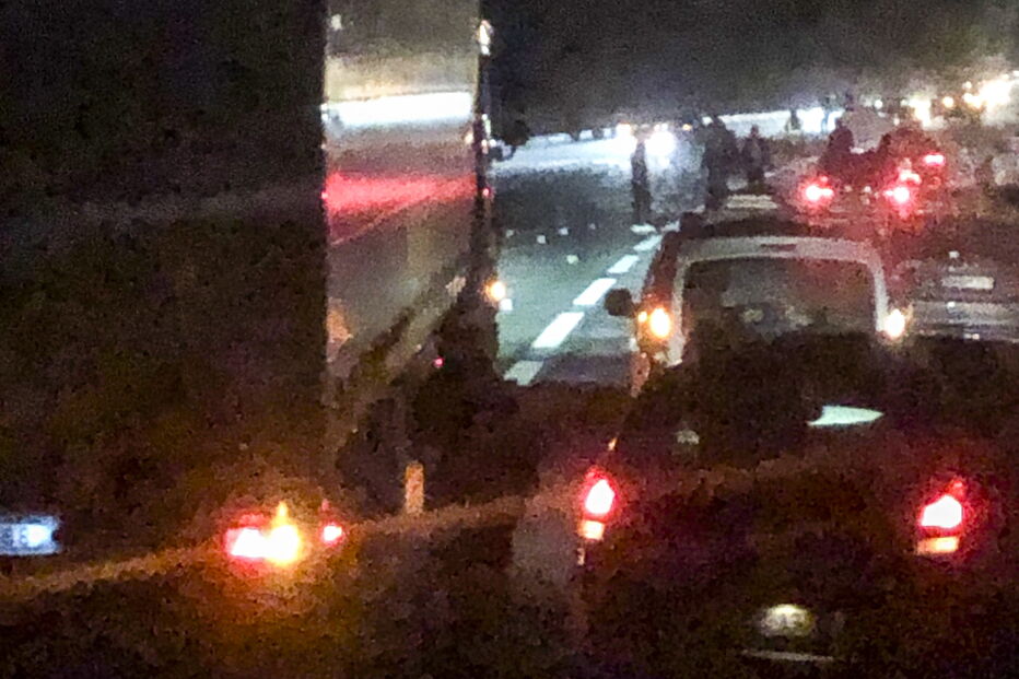 Camião perde pedras da calçada e corta IP3 no sentido Coimbra-Viseu