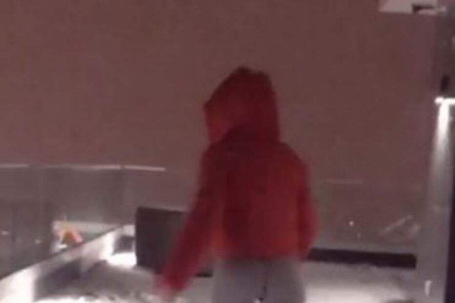 Georgina Rodríguez diverte-se na neve... em calções