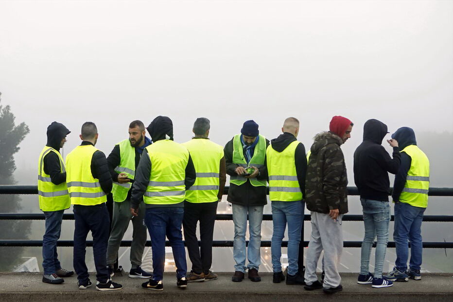 Fracasso na Ponte 25 de Abril. Escassos manifestantes reunidos