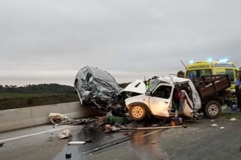 Acidente no IC5 faz dois mortos e três feridos em Mogadouro