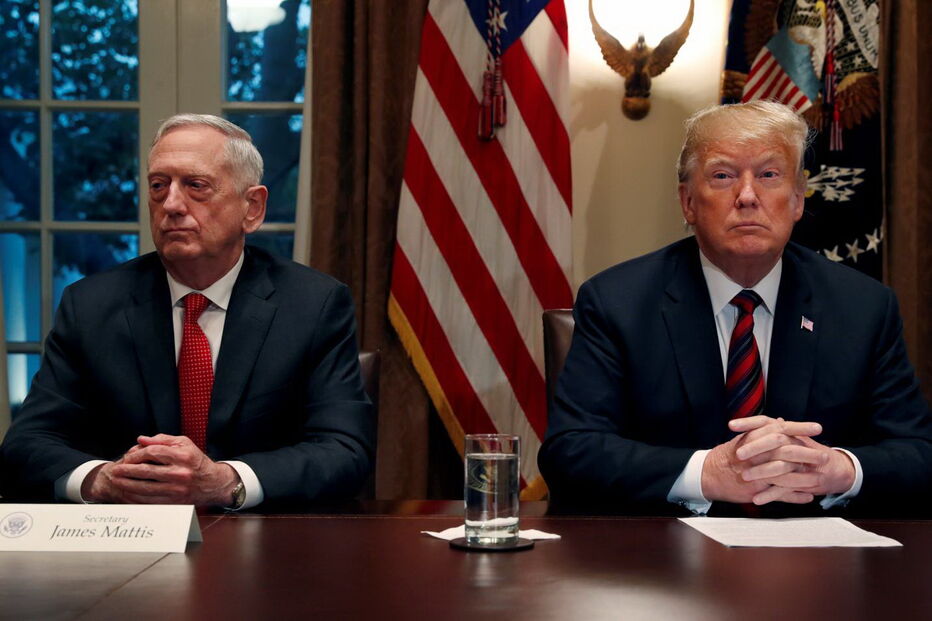 James Mattis com Donald Trump