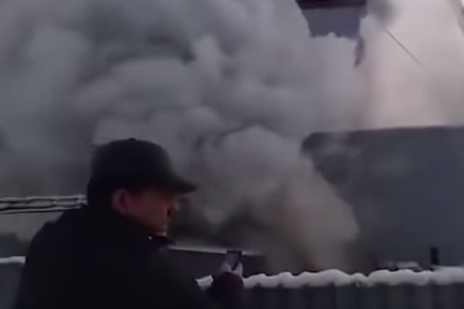 Nove homens encurralados após incêndio em mina na Rússia