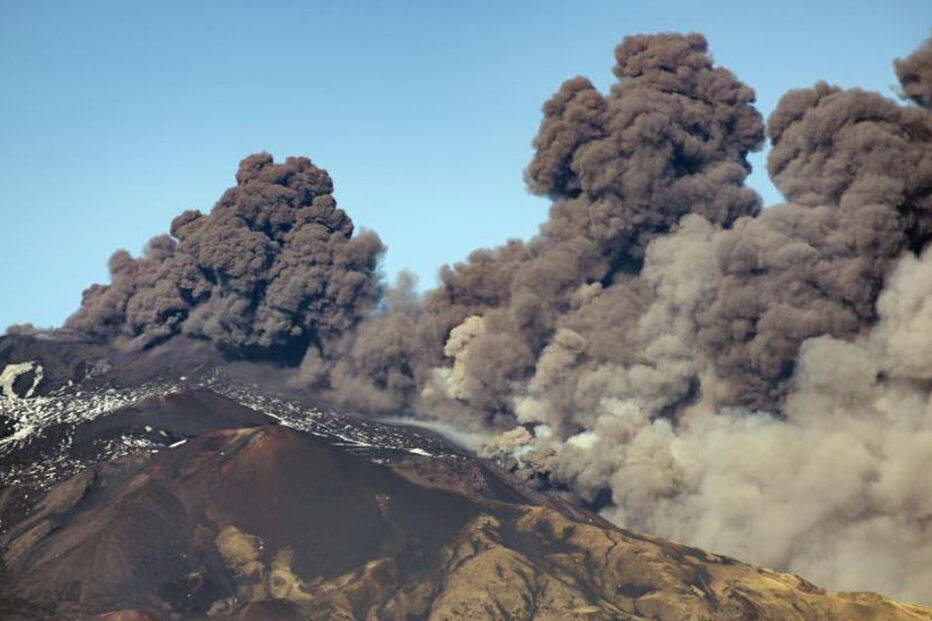Vulcão Etna desencadeou o terramoto