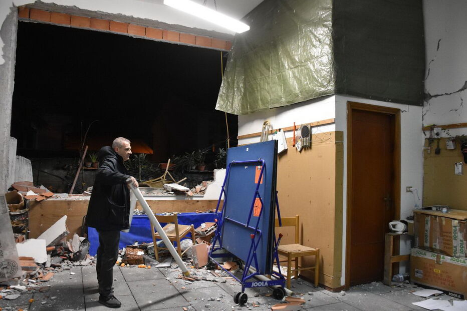 As imagens da destruição provocada pelo terramoto que abalou Sicília em Itália