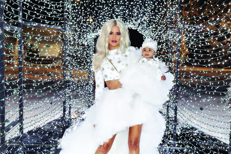 Irmãs Kardashians mostram filhos