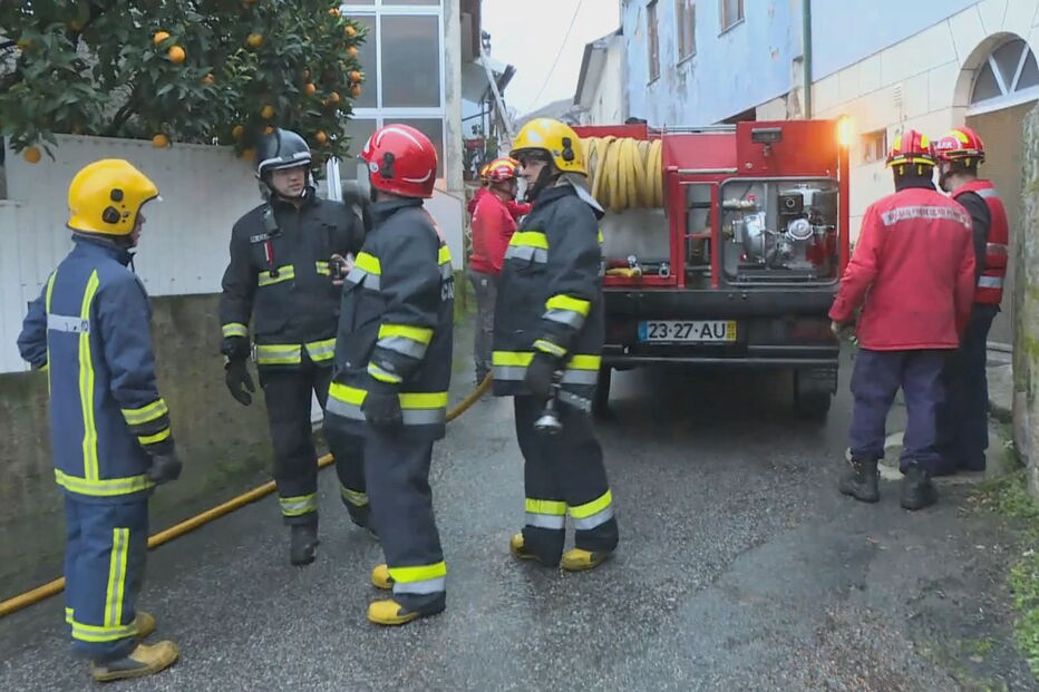 Quatro casas afetadas por incêndio em Viseu