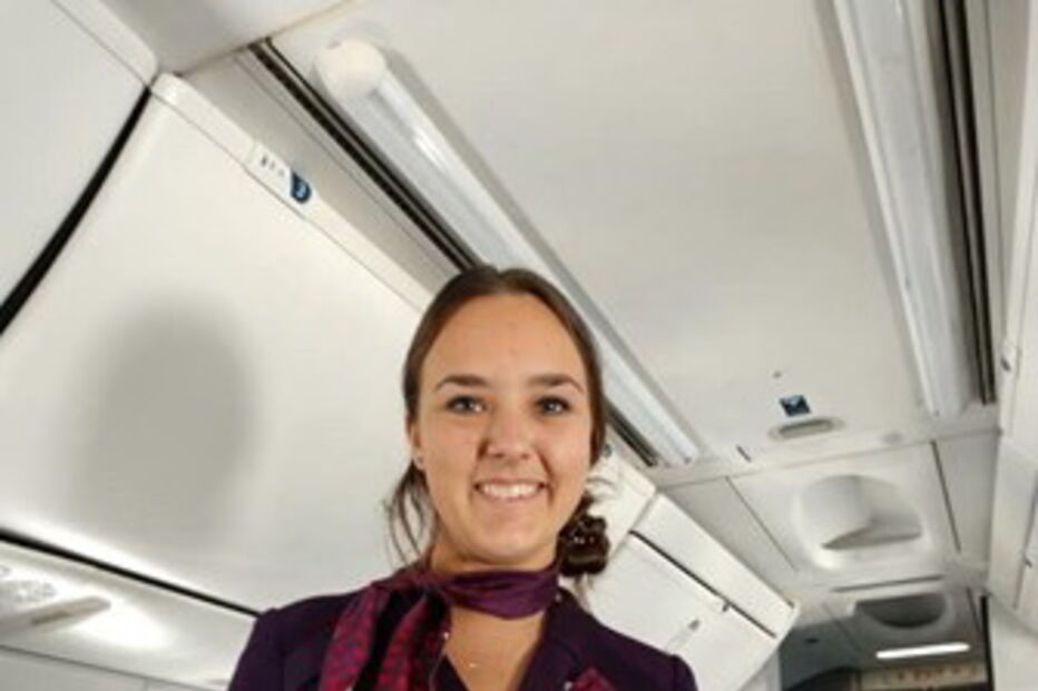 Pai compra seis bilhetes para passar Natal com filha assistente de bordo