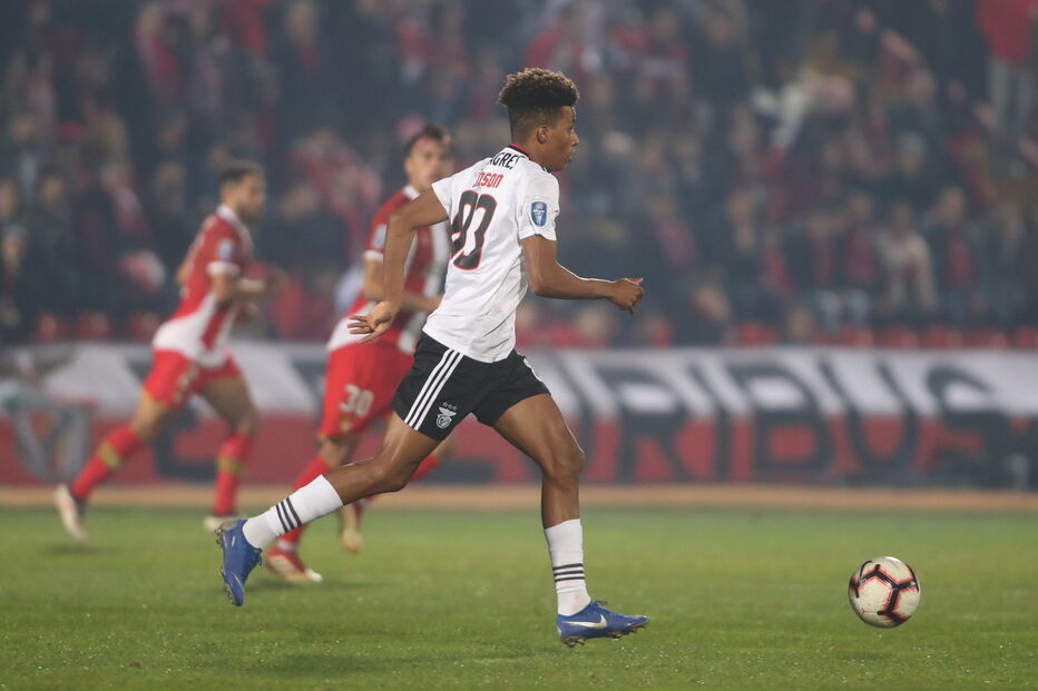 Desportivo das Aves e Benfica enfrentam-se na Taça da Liga